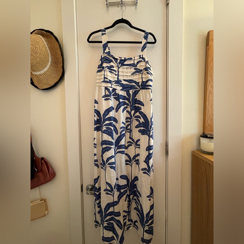 Tahari, blue and white floral palm printed linen maxi dress